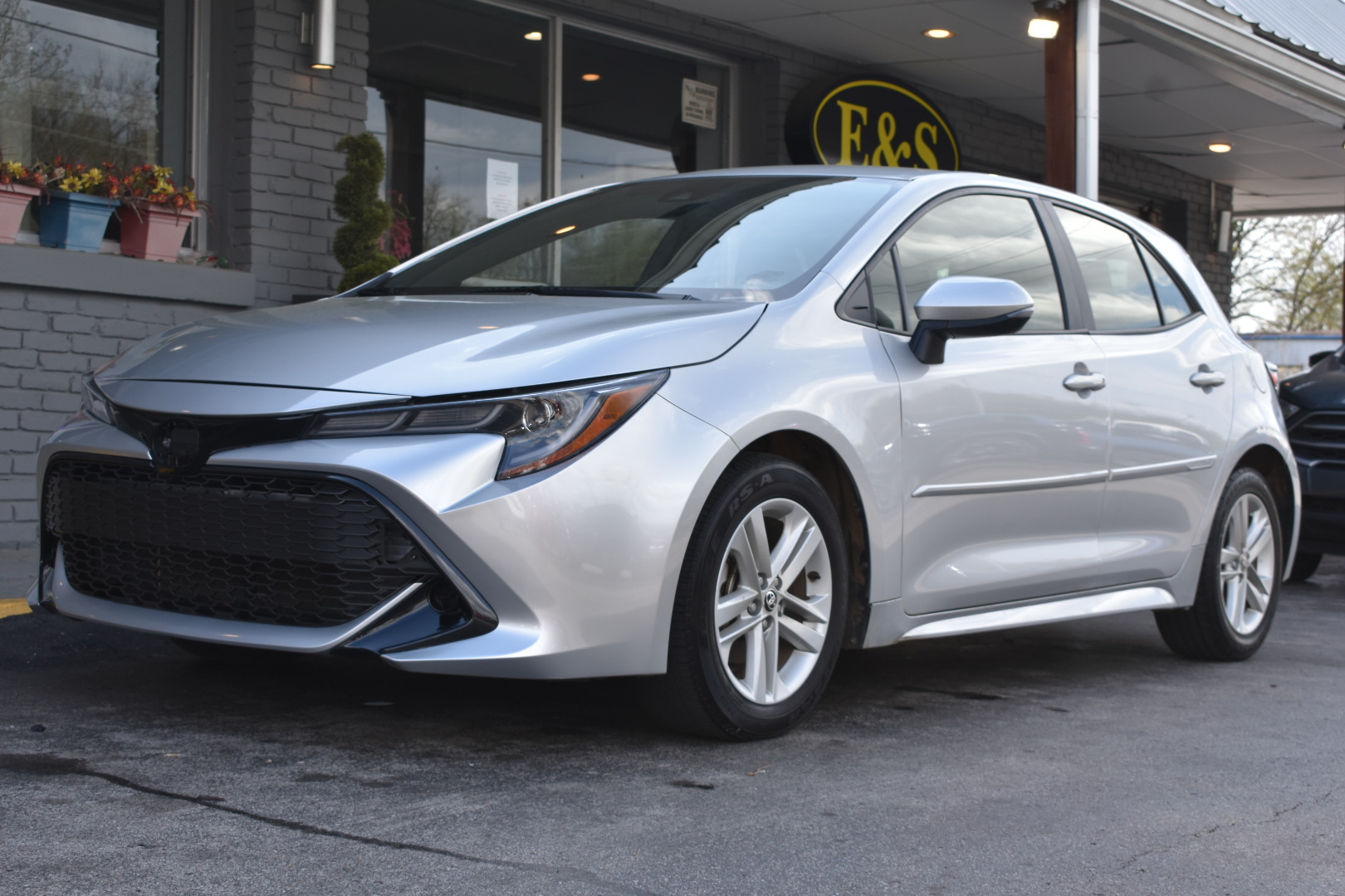 2019 Toyota Corolla Hatchback SE