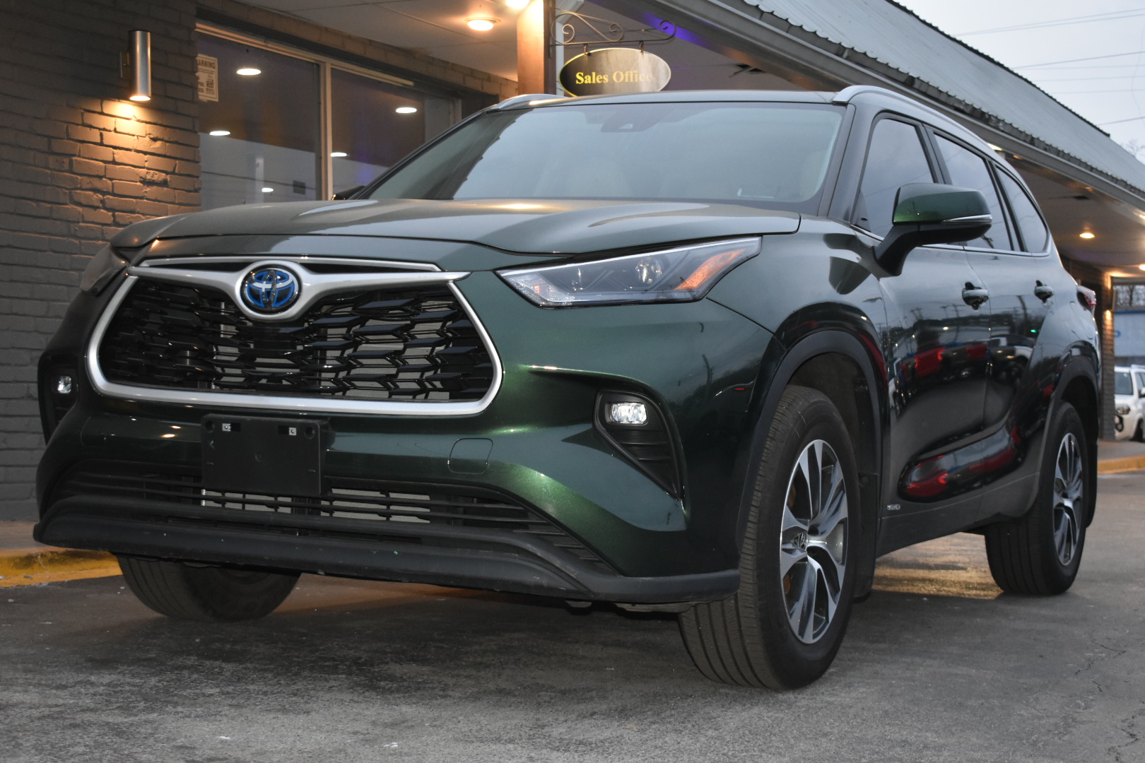 2023 Toyota Highlander XLE