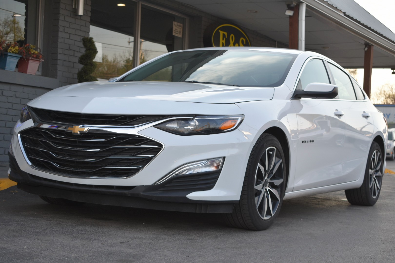 2023 Chevrolet Malibu RS