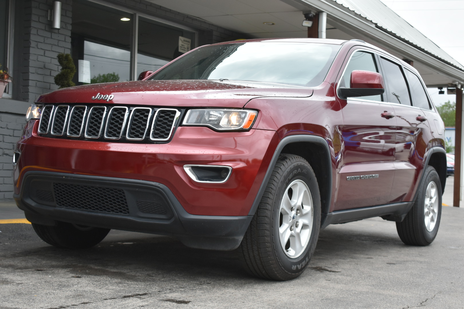 2017 Jeep Grand Cherokee Laredo E 4WD's photo