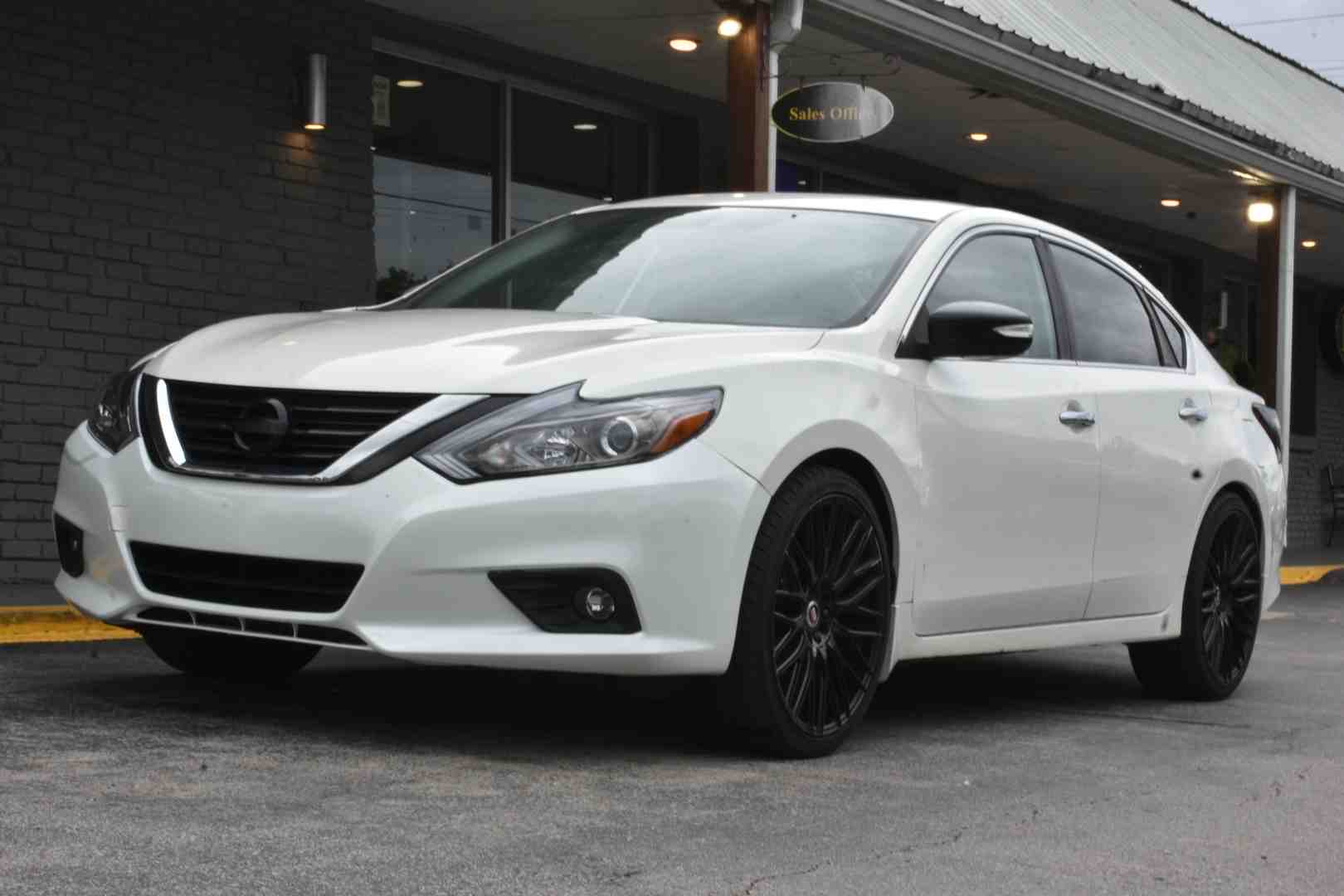 2016 Nissan Altima SV